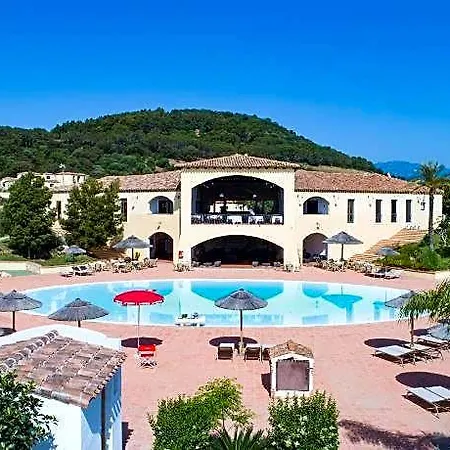 Club Ogliastra Üdülőközpont 4*